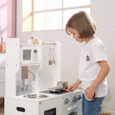 Kuzhinë prej druri Viga Toys PolarB, me dritë dhe tinguj, me aksesorë