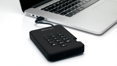 Hard disk i jashtëm iStorage DiskAshur, 4TB, me enkriptim hardware AES 256 bit, i zi