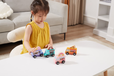 Set lodrash druri Viga Toys Wooden Cars, 4 makina druri, me ngjyra të ndryshme
