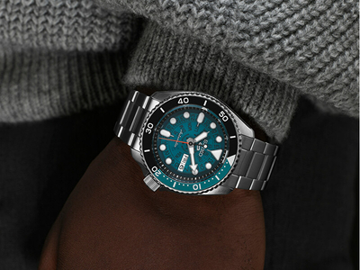 Orë dore Seiko 5 Sports Automatic