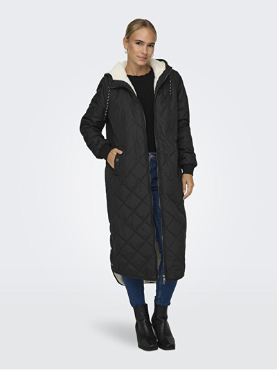 Xhup për femra ONLY 5715425059483, i zi