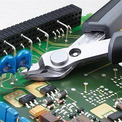 Pinca prerëse Knipex Electronic Super Knips, të hirta