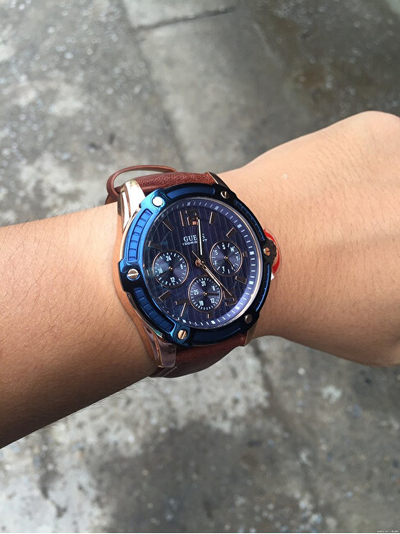 Orë  dore  Guess W0600G3