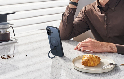 Mbulesë TORRAS Ostand Spin për iPhone 16, me unazë që rrotullohet, transparente