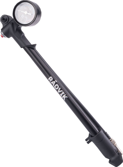 Pompa këmbës Radvik Amorbar, 20 bar 300 PSI, me manometër, e zezë