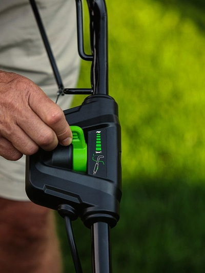 Kositëse me bateri Greenworks GD40LM46SPK4, 40V, 46cm, vetështytëse, jeshile e zezë
