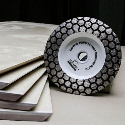 Disk bluarës me diamant Distar DGM S Hard Ceramics, 100mm, P60, M14