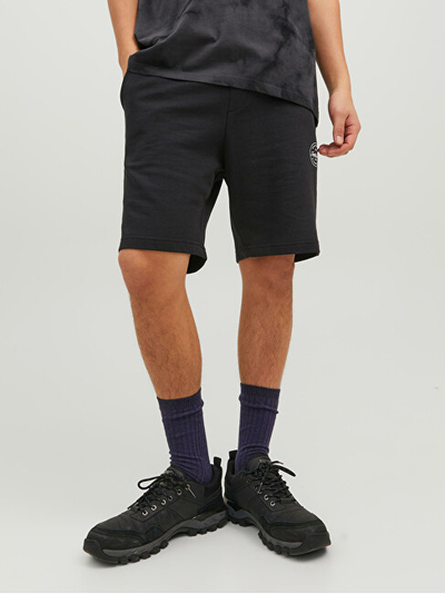 Pantallona të shkurtë Jack&Jones JPSTSHARK Comfort Fit, të zi