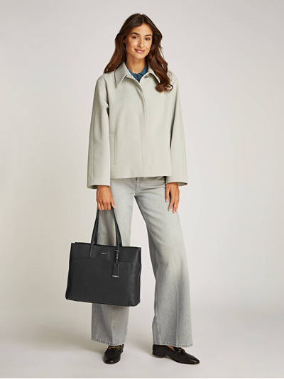 [OUTLET] Çantë për femra Calvin Klein, e zezë