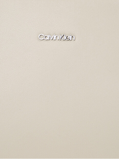 Çantë për femra Calvin Klein, bezhë