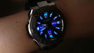 Orë dore Casio G-Shock GST-W330AC-2AER
