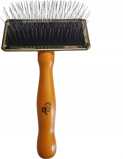 Четка за куче Over Zoo Brush With Long Pins And Balls M, челични игли, дрвена рачка, кафеава