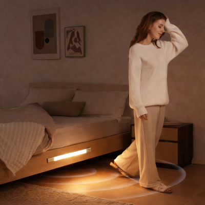 Ndriçues LED me bateri dhe sensor lëvizjeje 1902 – 20cm 4W