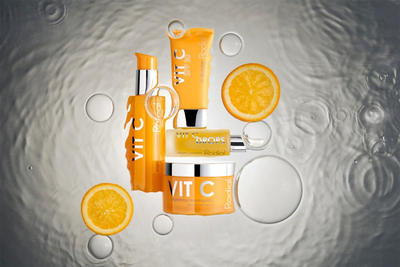 Pastrues fytyre Vit C Brightening Cleanser Deluxe, vitaminë C, efekt ndriçues, transparent