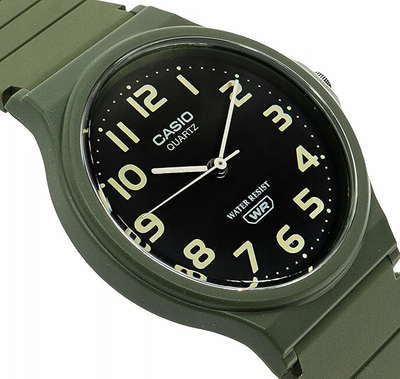 Orë për meshkuj Casio, e gjelbërt