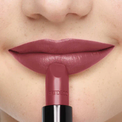 Buzëkuq Artdeco Perfect Mat, 125 Marakesh Red, 4g