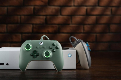 Gamepad 8BitDo Ultimate C për Xbox, me kabllo, RGB, Windows 10/11, i gjelbër