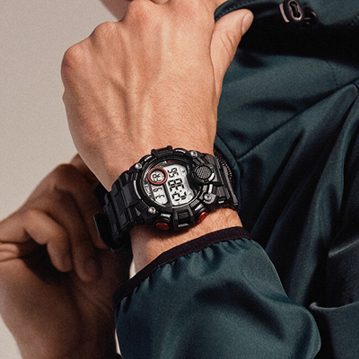 Orë dore Timex TW5M27300