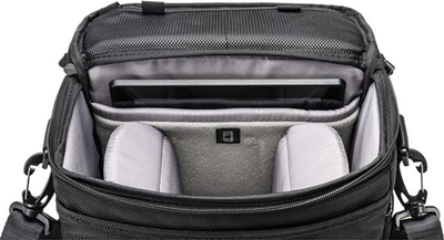 Çantë shpine për kamerë Vanguard VEO Select 22S, për DSLR edhe mirrorless, me vend për tablet 7.9", e zezë