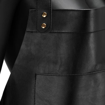 Професионална престилка Activeshop Black Apron K-508, отпорна на дамки, црна