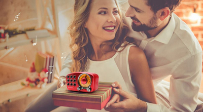 Radio portative Feegar Retro Mini, Bluetooth 4.2, bateri 10 orë, e kuqe