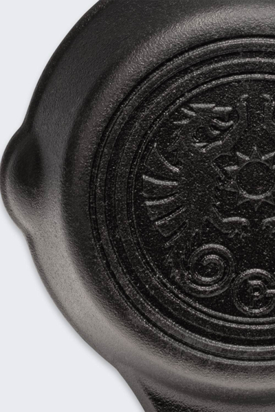 Tigan gize Petromax Fire Skillet, gati për përdorim, me doreza anësore, i zi