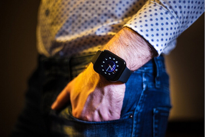 Orë e mençur Cel-Tec GrandWatch E1 + rrip rezervë të bardhë
