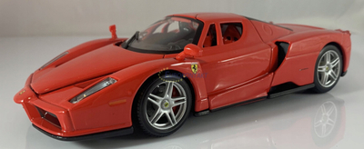 Maket veture BBurago Ferrari Enzo, 1:24, metalik, i verdhë