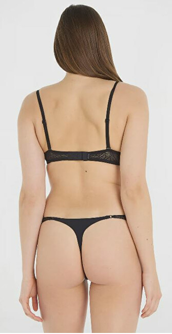 Mbathje Calvin Klein QF7170EUB1