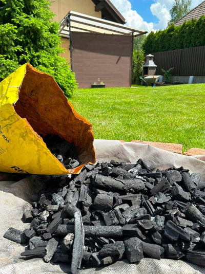 Qymyr druri Black Wattle Restaurant Charcoal FSC, cilësi profesionale, djegie e ngadalshme