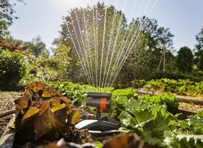 Spërkatëse lëkundëse GARDENA Aquazoom, e hirtë/portokallt
