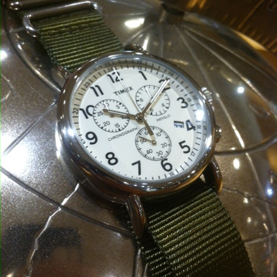 Orë dore Timex TW2P1400