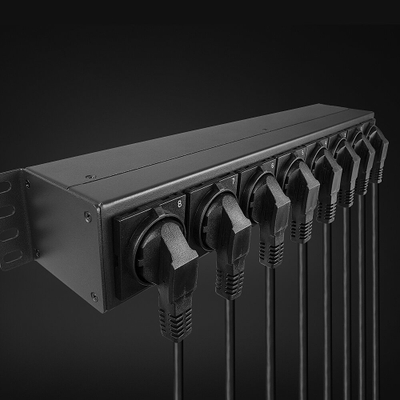 Panel energjie Lindy 73025, 8 dalje Schuko, 1.5U, i zi