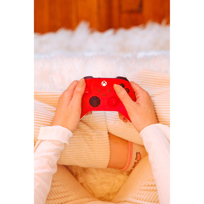 Joystick lojërash Microsoft Xbox Wireless Controller Pulse Red, me valë, i kuq