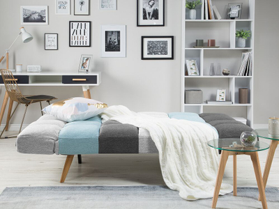 Divan-krevat Beliani Ingaro, mekanizëm klik-klak, material poliestër, patchwork gri e blu