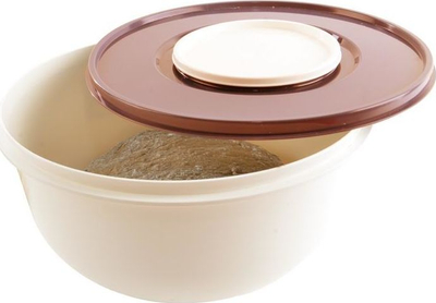 Enë plastike e bardhë për përzjerë dhe tharm brumi, me kapak të dyfishtë