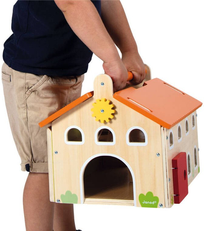 Lodër fermë druri Janod, çati që hapet, me figura, shumëngjyrëshe
