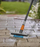 Четка за чистење со шипка Gardena Cleansystem, 90cm, приклучок за црево за вода, сива