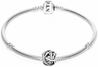 Rruazë Pandora Sparkling Lines Openwork Charm, e argjendtë