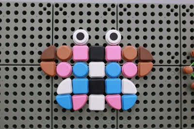 Set kunja mozaiku Masterkidz STEM ME14818, 64 copë, forma gjeometrike, shumëngjyrëshe
