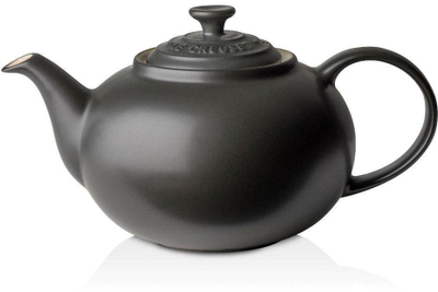 Çajnik Le Creuset Classic Stoneware, 1.3L, rezistent në furrë dhe mikrovalë, i zi satin