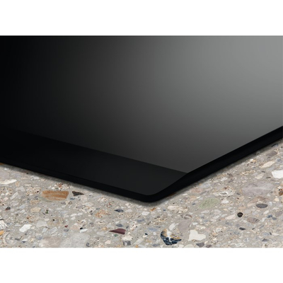 Pllakë gatimi induksioni Electrolux EIV835, 80cm, kontroll me prekje, e zezë