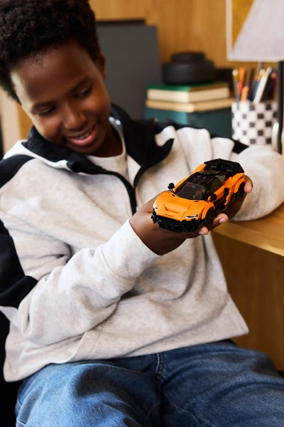 Lodra LEGO Speed Champions 77257 McLaren W1, set ndërtimi, për fëmijë 9+, shumëngjyrëshe