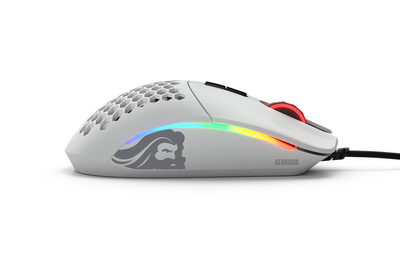 Mашина за игри Glorious Model I, со кабел, RGB, мат бела
