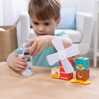 Set lodrash druri Melissa &amp; Doug Blockables Farm Friends, 16 pjesë, për fëmijë 2+