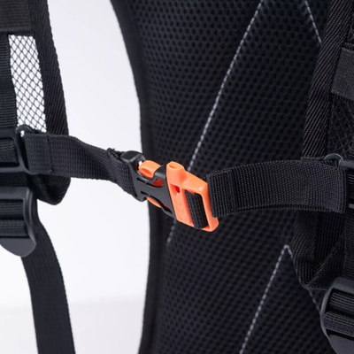 Çantë shpine Martes Runbien Backpack 8L, sistem hidratimi, sportive, e zezë