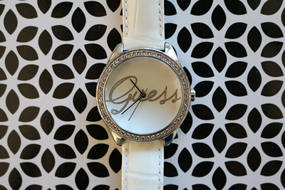 Orë dore Guess W0229L1