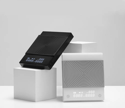 Peshore kafeje Timemore Black Mirror Basic 2.0, elektronike me timer, USB C, e bardhë