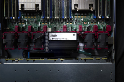 SSD Kingston DC3000ME, 15.36TB, U.2 NVMe 5.0, për server