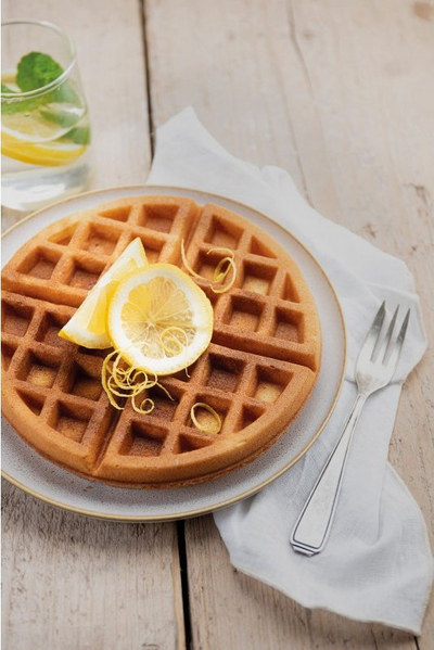 Aparat për waffle Fritel WA2224, pllaka jo ngjitëse, i vogël e kompakt, i bardhë